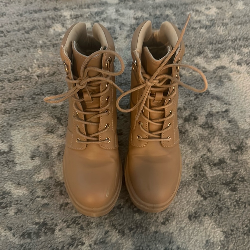 Tan lace up chunky heel